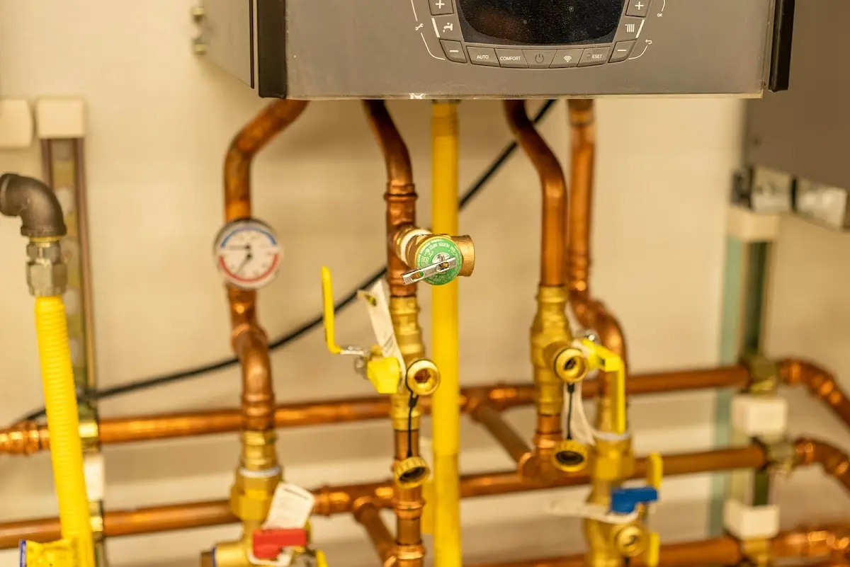 Licensed technician providing Sewer Cleanout for a homeowner in San Gabriel